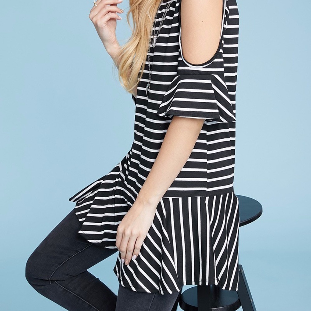 Cold shoulder women top